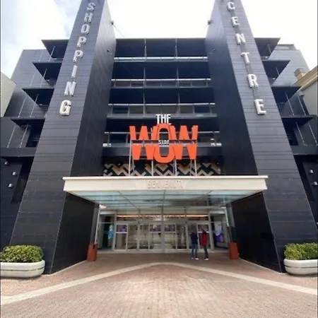 Moderna 60 M2 Con Terrazzo A Parco Leonardo - 5 Min Da Aeroporto Fco E Fiera Di Roma - Promo Inverno Fiumicino