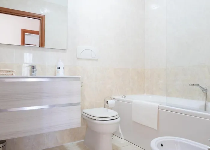 60 M2 Con Terrazzo A Parco Leonardo - 5 Min Da Aeroporto E Fiera Di Roma *