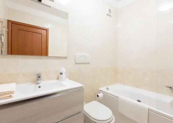 60 M2 Con Terrazzo A Parco Leonardo - 5 Min Da Aeroporto E Fiera Di Roma Fiumicino